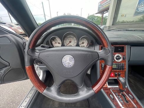 Used 2001 Mercedes-Benz SLK 320 image 16