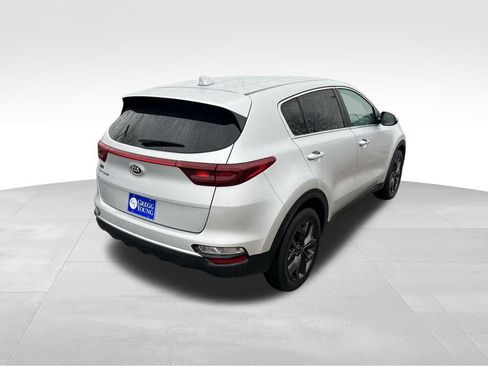 Used 2022 Kia Sportage LX w/ LX FWD Value Edition Package image 7