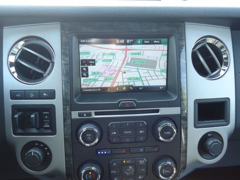 Used 2015 Ford Expedition Max Limited AWD/4WD image 16