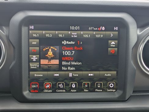 Used 2022 Jeep Wrangler Unlimited Rubicon w/ Xtreme Recon 35" Tire Package image 12