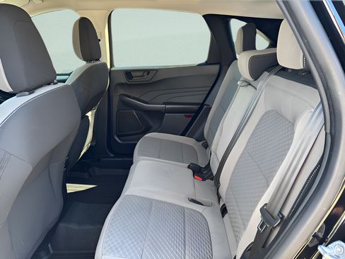 Used 2022 Ford Escape SE w/ Convenience Package AWD/4WD image 5