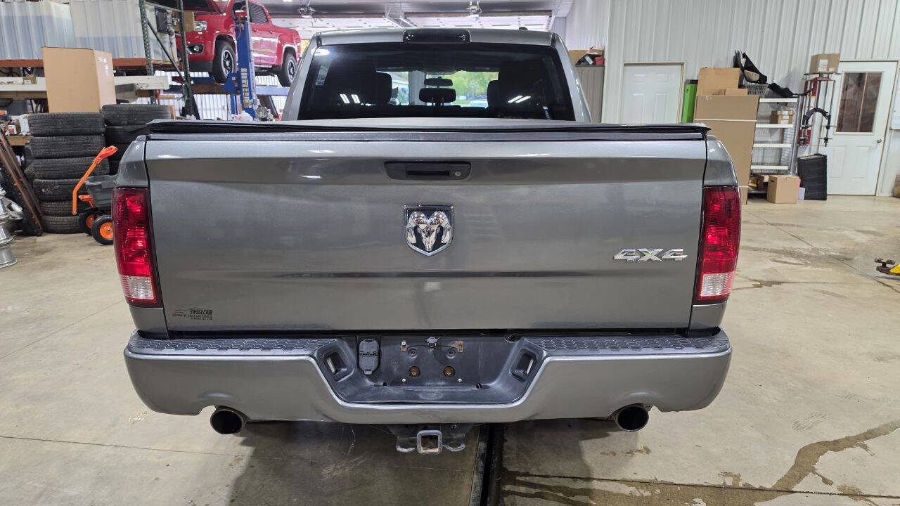 Used 2012 RAM 1500 Express w/ ST Popular Equipment Group AWD/4WD image 7