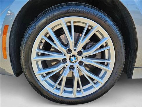 Used 2024 BMW 330i Sedan image 23