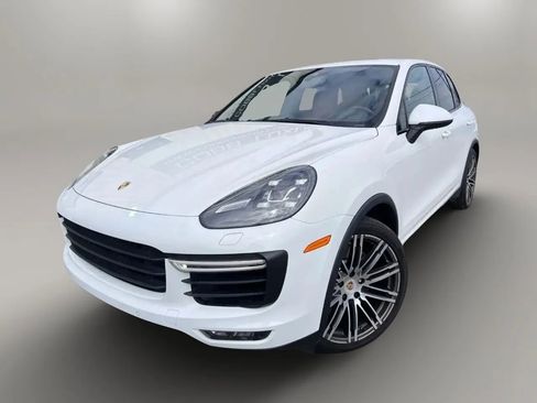 Used 2015 Porsche Cayenne Turbo AWD/4WD image 1