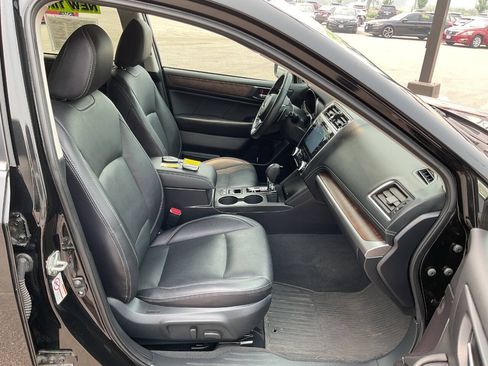 Used 2018 Subaru Outback 3.6R Limited AWD/4WD image 42