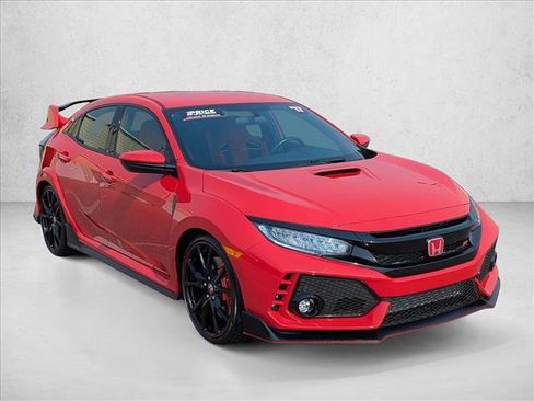Used 2017 Honda Civic Type R image 3