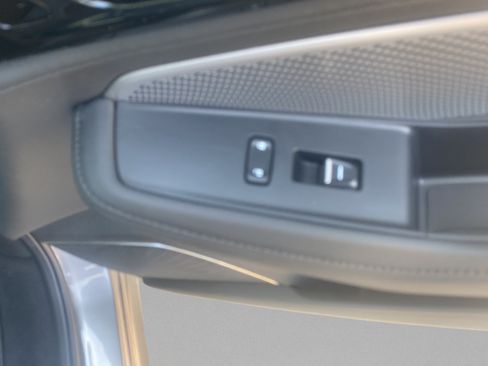 Used 2026 Acura MDX SH-AWD image 32