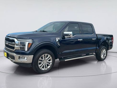Used 2024 Ford F150 Lariat w/ FX4 Off-Road Package AWD/4WD image 3