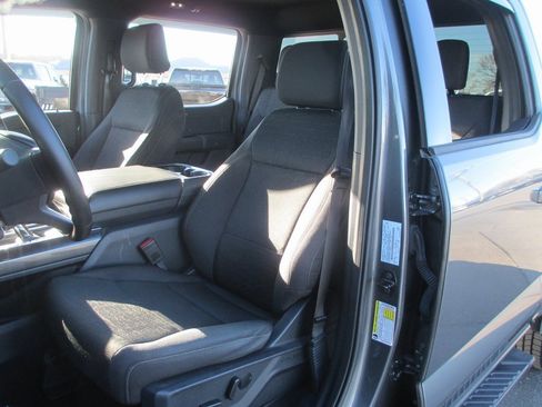 Used 2023 Ford F150 XLT w/ Equipment Group 302A High image 17