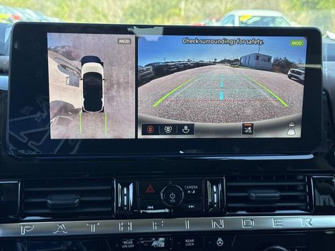 New 2026 Nissan Pathfinder Platinum w/ Cargo Package FWD image 29