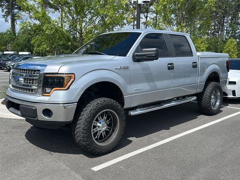 Used 2013 Ford F150 XLT w/ Luxury Equipment Group RWD image 6