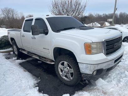 Used 2011 GMC Sierra 3500 SLE w/ SLE Preferred Package