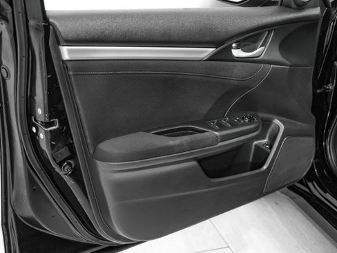 Used 2017 Honda Civic EX image 37