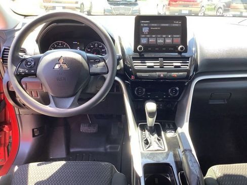 Used 2024 Mitsubishi Eclipse Cross LE AWD/4WD image 11