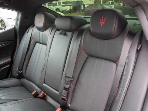 Used 2024 Maserati Ghibli Modena Q4 AWD/4WD image 22