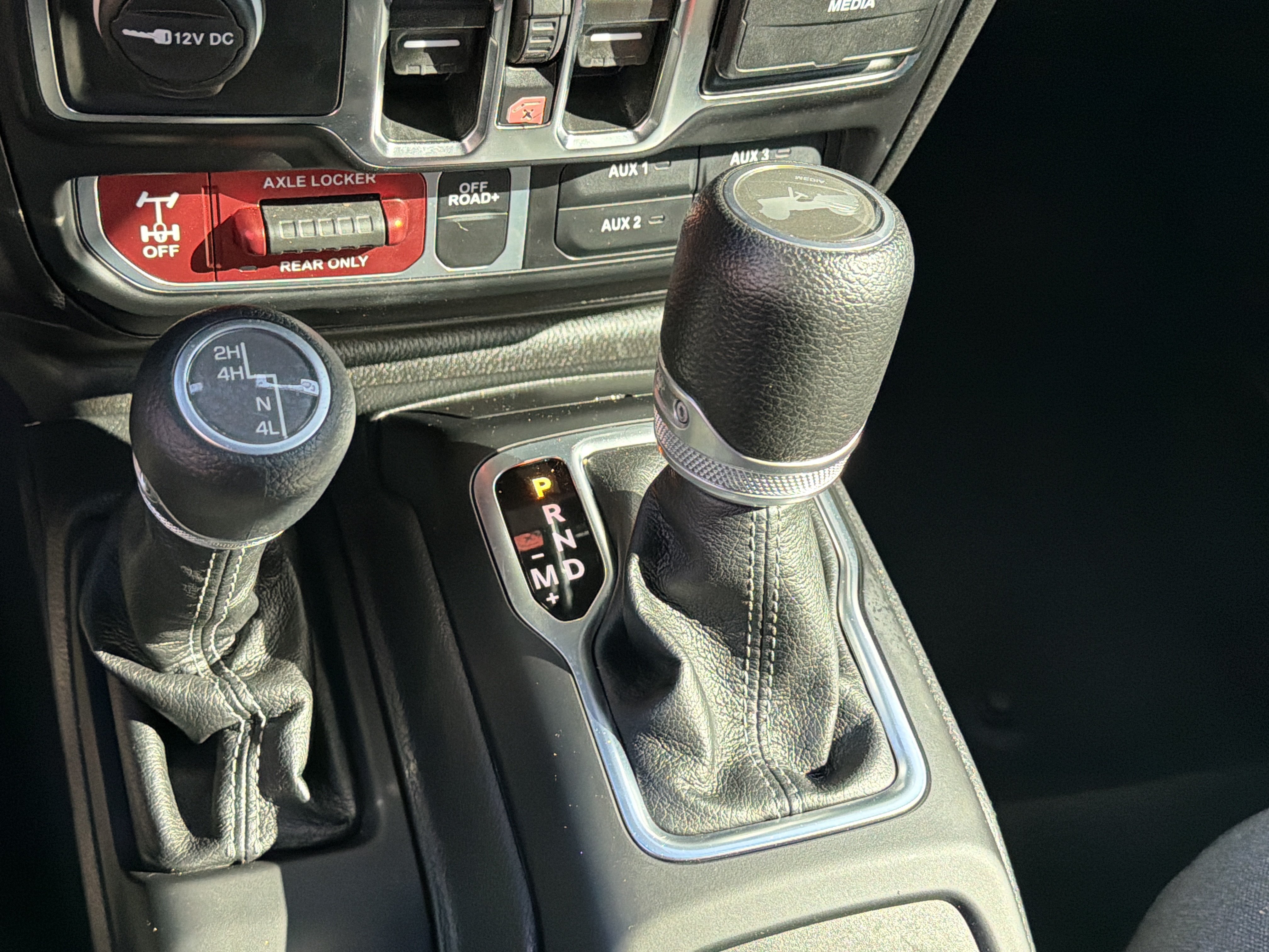 Used 2024 Jeep Wrangler Unlimited Sport AWD/4WD image 28