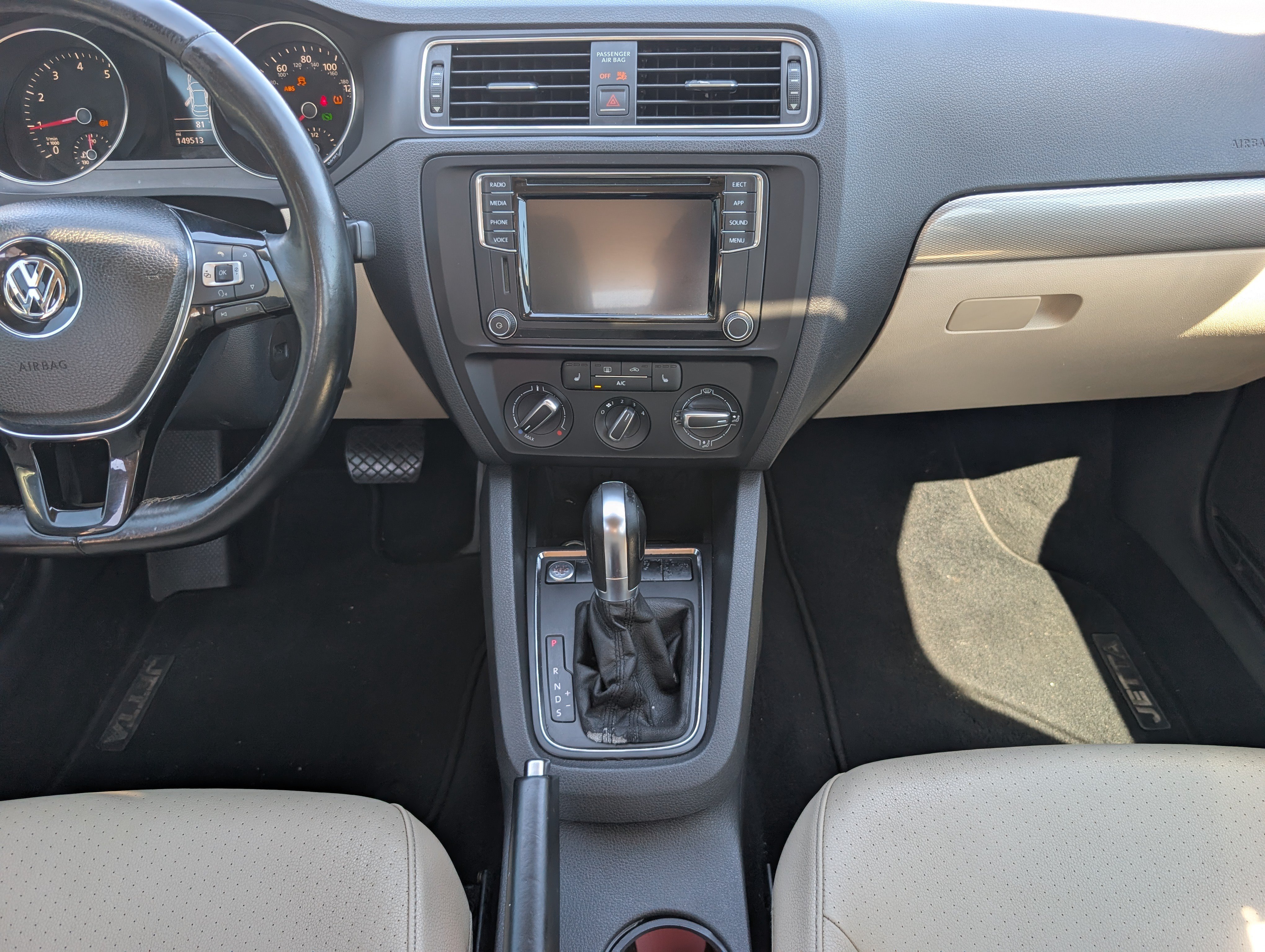 Used 2018 Volkswagen Jetta SE FWD image 7