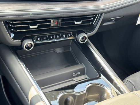 Used 2026 Chevrolet Suburban LS w/ LPO, Dark Essentials Package image 4