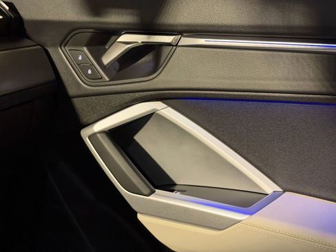 Certified 2025 Audi Q3 2.0T Premium Plus w/ Premium Plus Package image 25