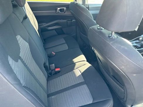 Certified 2023 Kia Sorento LX FWD image 19