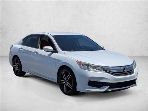Used 2016 Honda Accord LX image 3