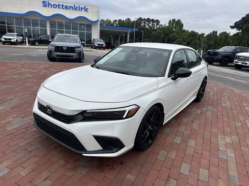 Certified 2024 Honda Civic Sport image 32