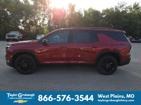 New 2026 Chevrolet Traverse LT w/ Midnight/Sport Edition AWD/4WD image 6