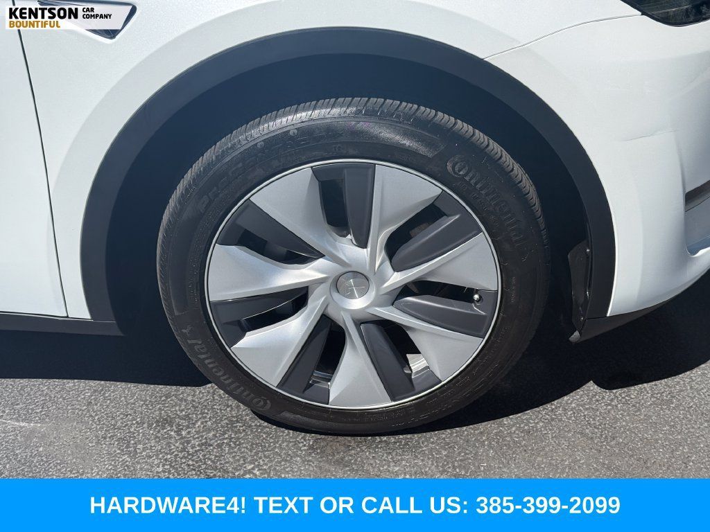Used 2023 Tesla Model Y Long Range AWD/4WD image 13