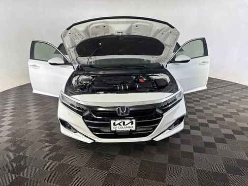 Used 2021 Honda Accord Touring image 13