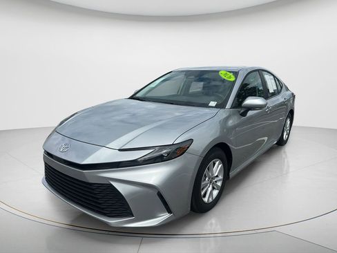Used 2026 Toyota Camry LE FWD image 1