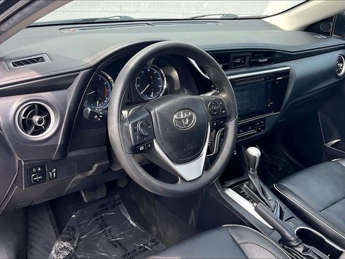 Used 2017 Toyota Corolla XLE FWD image 18