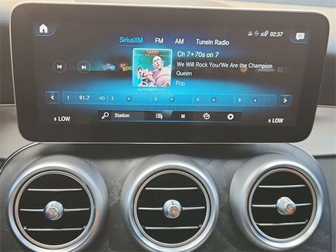 Used 2022 Mercedes-Benz GLC 300 image 13