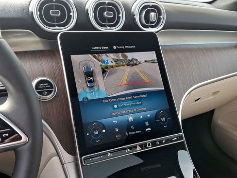 New 2026 Mercedes-Benz GLC 300 4MATIC image 14