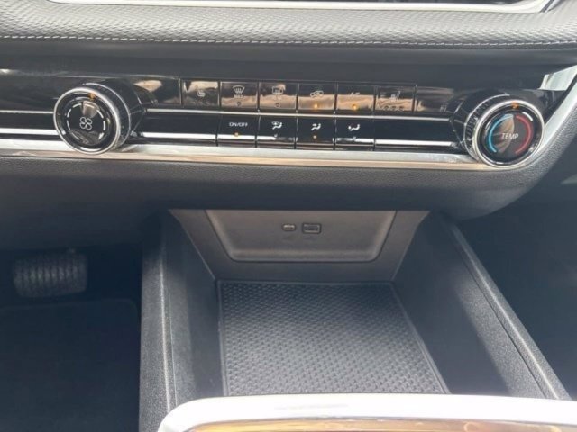 Used 2026 Chevrolet Equinox LT FWD image 24