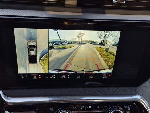 Certified 2024 GMC Sierra 2500 Denali w/ Denali Reserve Package image 28