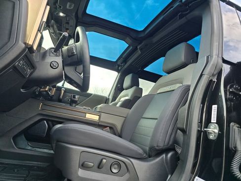 Used 2024 GMC Hummer EV 3X w/ Extreme Off-Road Package image 18