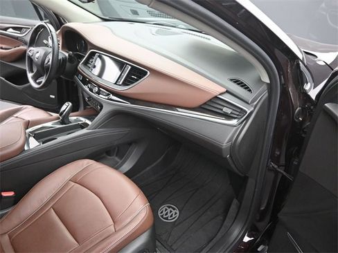 Used 2021 Buick Enclave Avenir w/ Avenir Technology Package image 19