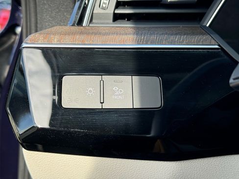 Used 2021 Audi e-tron Premium image 20