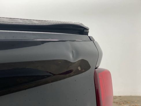 Used 2020 Chevrolet Silverado 1500 LTZ w/ LTZ Premium Package image 33