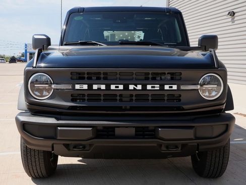 New 2026 Ford Bronco 4-Door AWD/4WD image 4