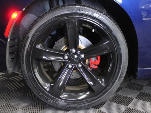 Used 2016 Dodge Charger R/T w/ Driver Confidence Group RWD image 6