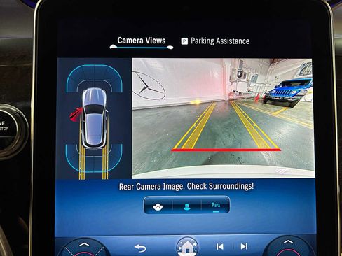 Certified 2025 Mercedes-Benz GLC 300 4MATIC image 38