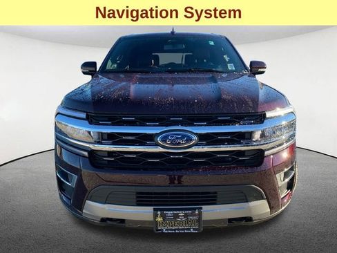 Used 2024 Ford Expedition Limited image 4