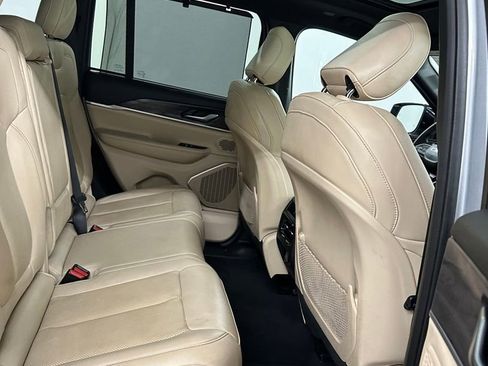 Used 2022 Jeep Grand Cherokee Limited 4xe w/ Luxury Tech Group II AWD/4WD image 34