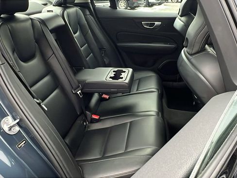 Used 2024 Volvo S60 B5 Core image 13