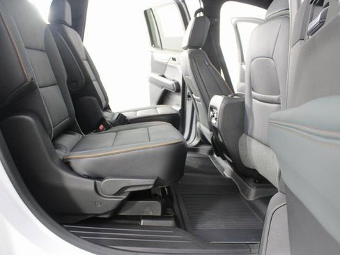 New 2026 GMC Acadia AT4 w/ Luxury Package image 25