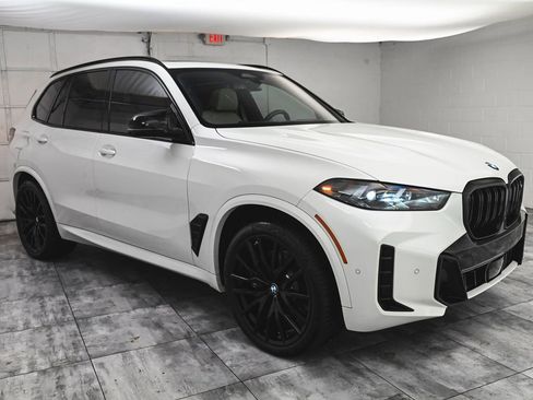 Used 2024 BMW X5 M60i w/ Executive Package AWD/4WD image 3
