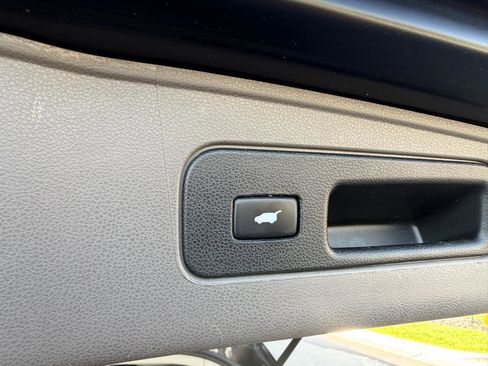 Used 2014 Honda Odyssey EX-L image 18