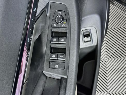 Used 2024 BMW i5 eDrive40i w/ M Sport Package RWD image 20