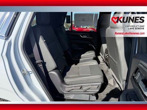 New 2026 GMC Yukon Denali w/ Sun & Power Step Package AWD/4WD image 18